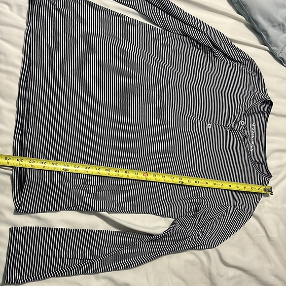 Mizzen+Main striped Henley - Picture 5 of 5